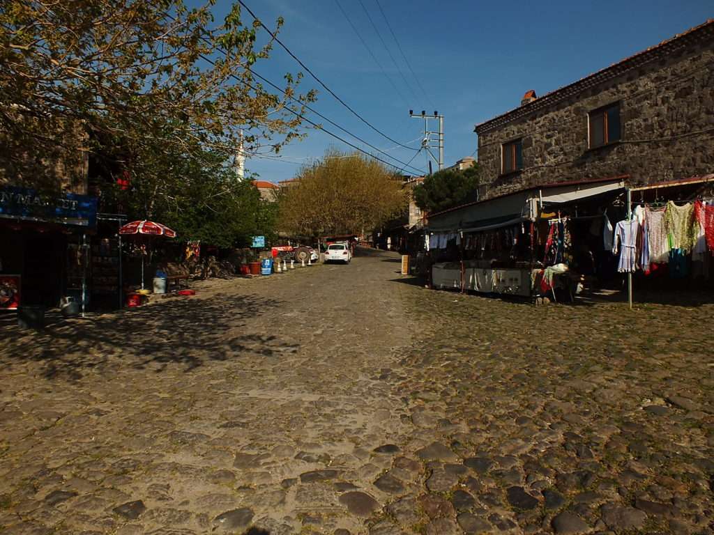 Behramkale Köyü