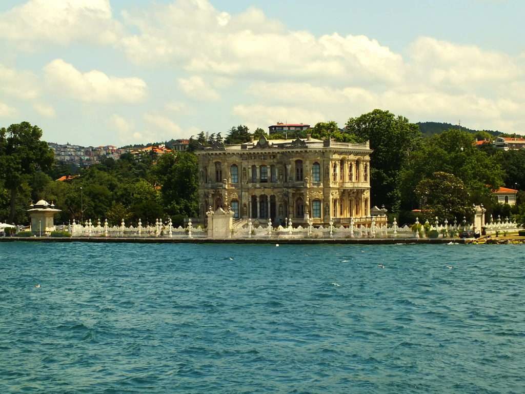 Küçüksu Kasrı