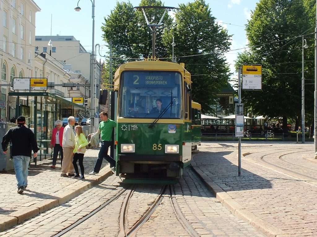 Helsinki'de Bir Kadın Tramvay Sürücü