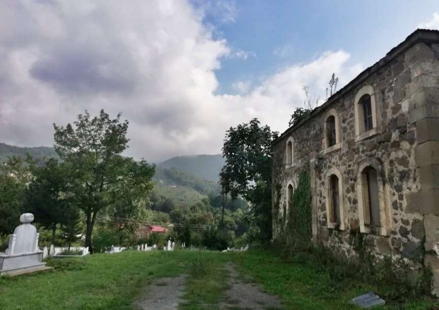 Düzköy Tarihi Kilise/Cami