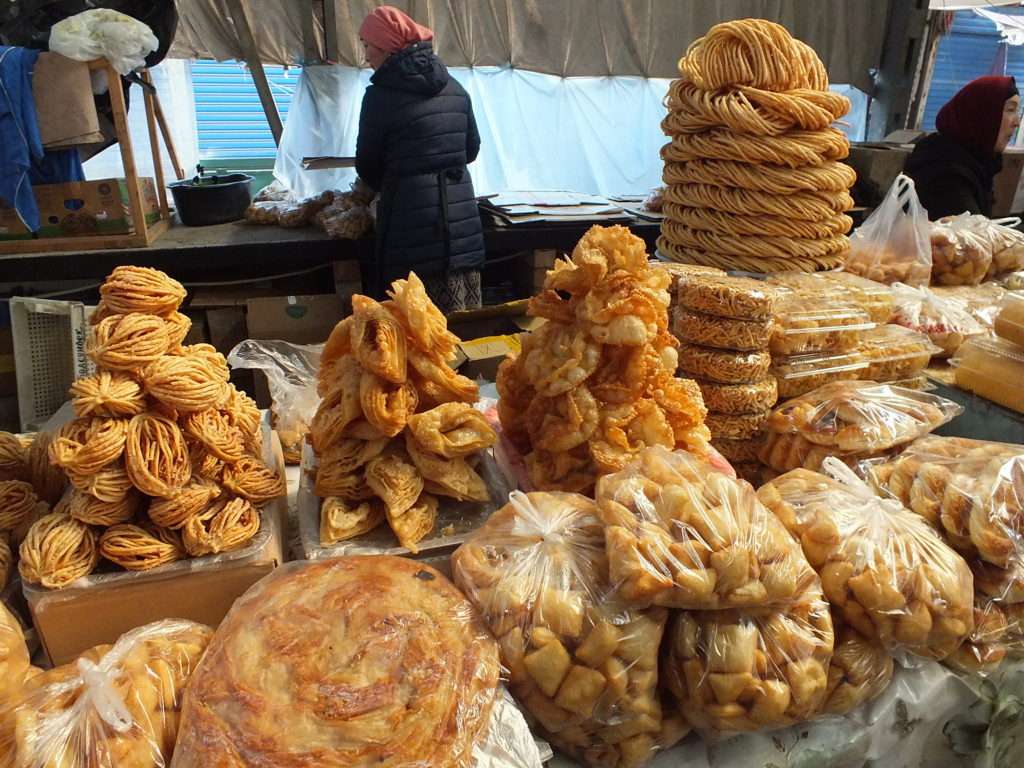 Oş Pazarı Kırgız Tatlıları