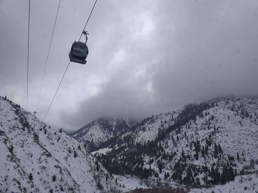 Shymbulak Kayak Merkezi Teleferik Hattı