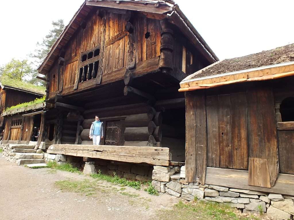 Norveç Kültürel Tarih Müzesi (Norsk Folkemuseum) Setesdal Vadisi Bir Depo Ev
