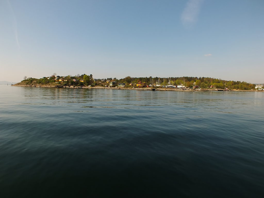 Lindøya Adası Yolunda