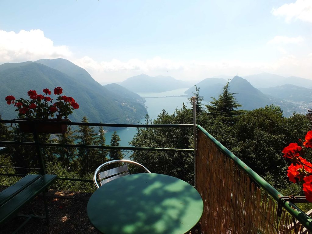 Lugano Gölü'nde Ne Yenir? Nerede Yenir? Monte Brè Osteria Funicolare