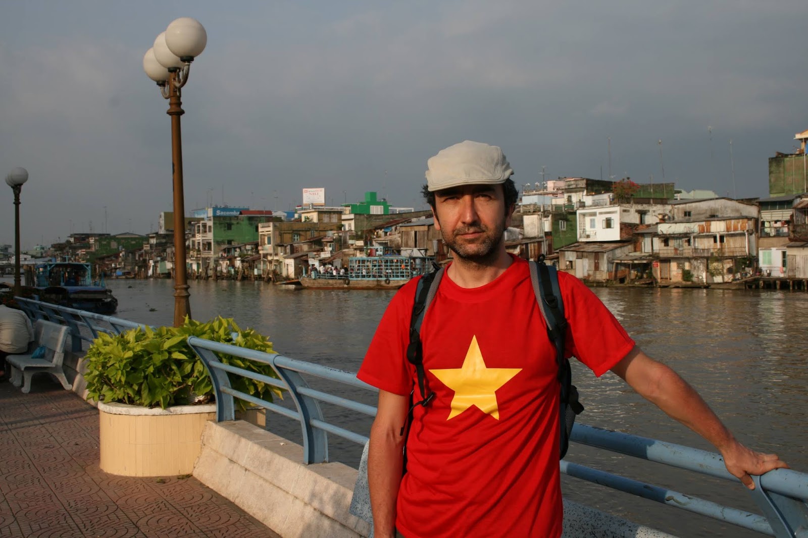 Ho Chi Minh City Tişörtteki Vietnam Bayrağı 🇻🇳