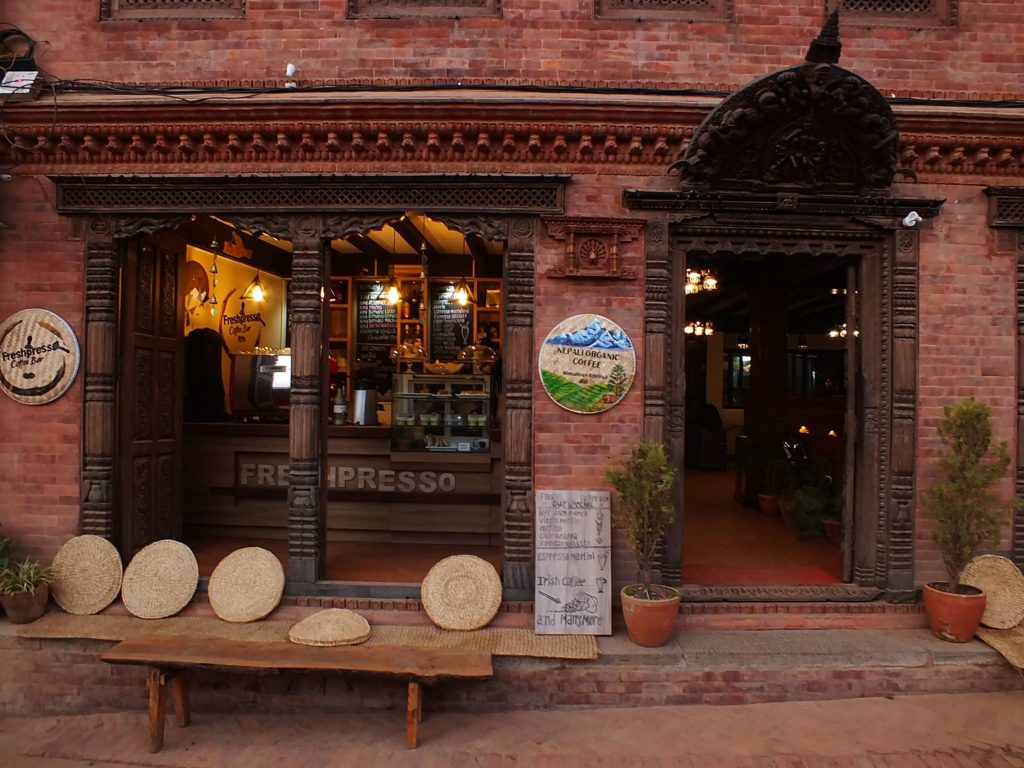 Bhaktapur'da Ne Yenir? Nerede Yenir? FreshPresso Coffee Bar