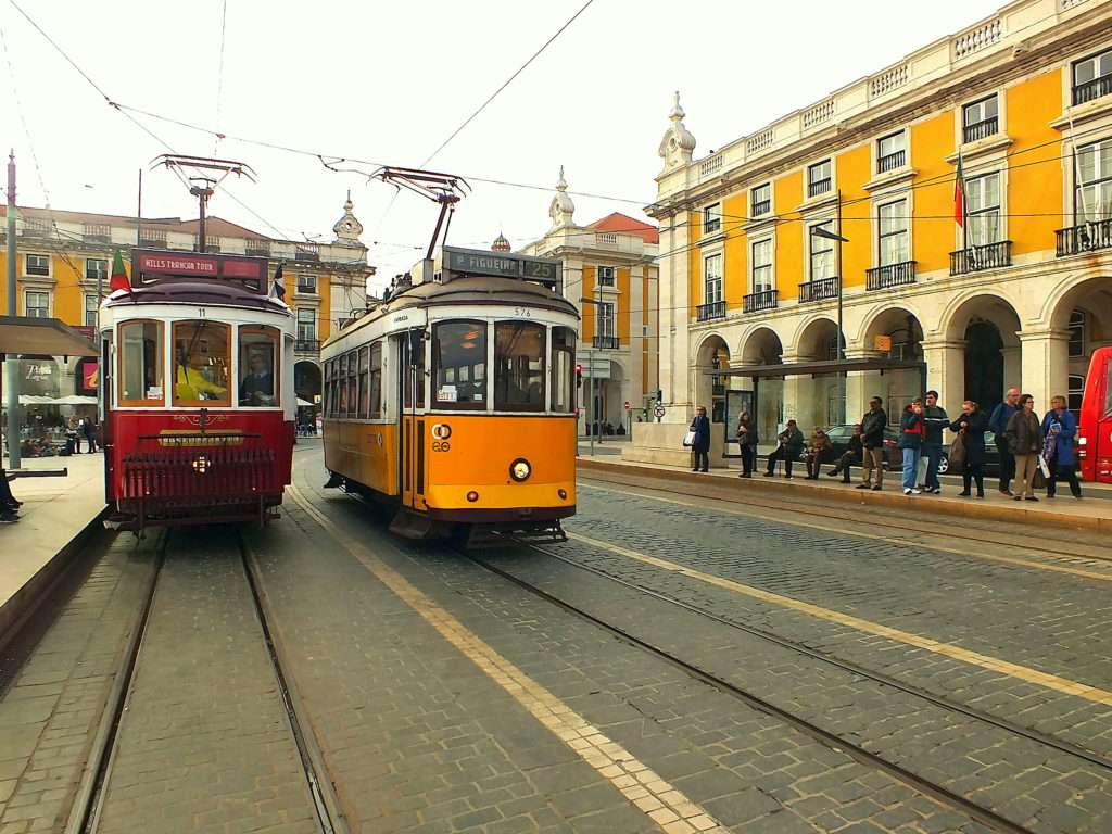 Lizbon Ulaşım Sistemi 25 Numaralı Tramvay