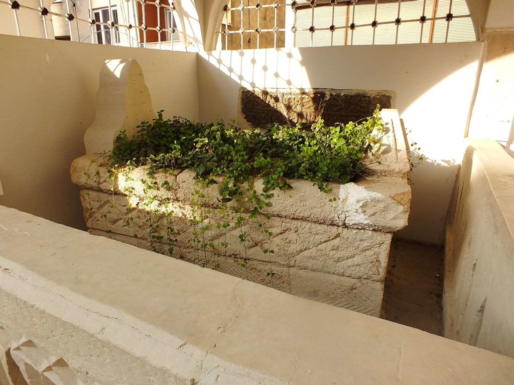 İsmail Ebul-İz El-Cezeri Mezarı