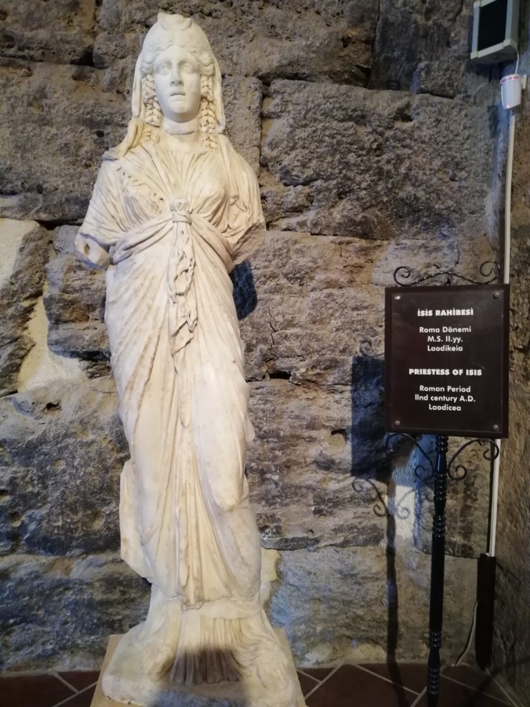 İsis Rahibesi, Hierapolis Müzesi
