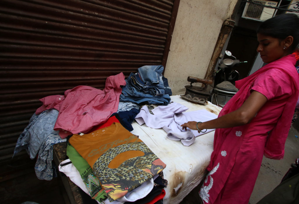 Delhi'de Hayat- Sokak Ütücüleri
