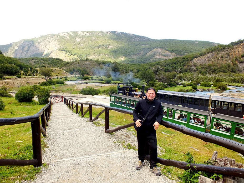 Tierra del Fuego Milli Parkı (Parque Nacional Tierra del Fuego) Dünya'nın En Güneyindeki Postane (Correo del fin del Mundo) Dünya'nın Sonu Treni (Tren del Fin del Mundo)